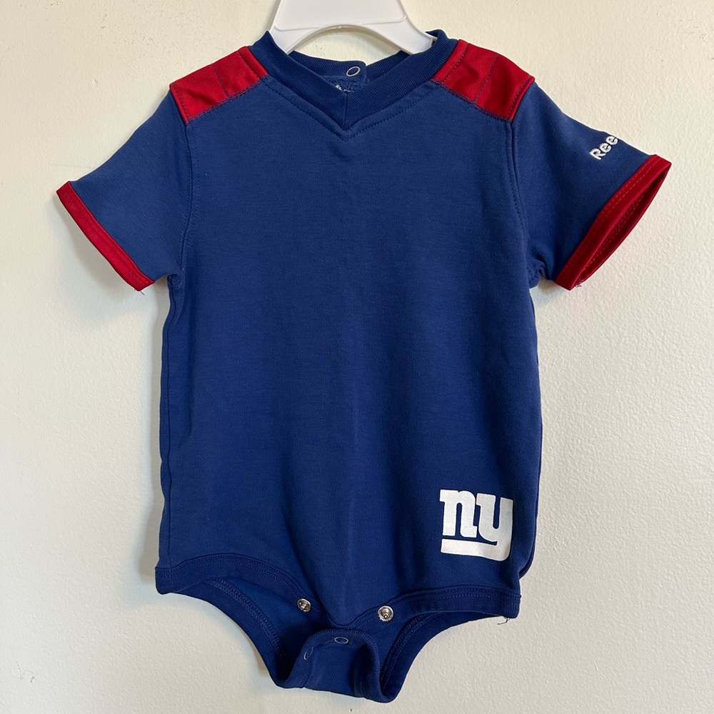 NY Giants 18m short-sleeve onesie with booties
